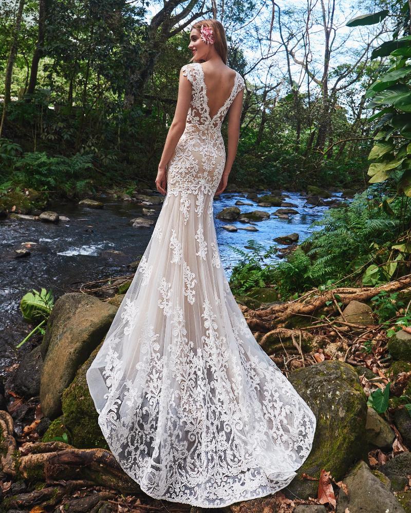 La20216 lace vintage wedding dress with short sleeves and mermaid silhouette2